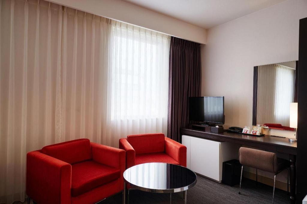 Hotel Yuquesta Asahibashi Naha Buitenkant foto