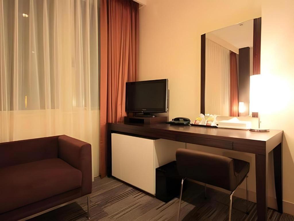 Hotel Yuquesta Asahibashi Naha Buitenkant foto
