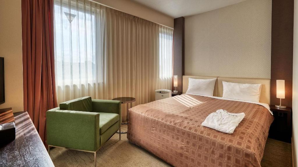 Hotel Yuquesta Asahibashi Naha Buitenkant foto