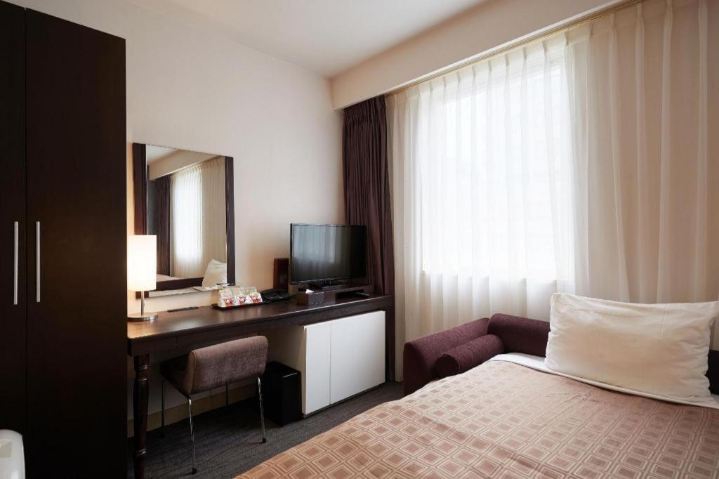 Hotel Yuquesta Asahibashi Naha Buitenkant foto