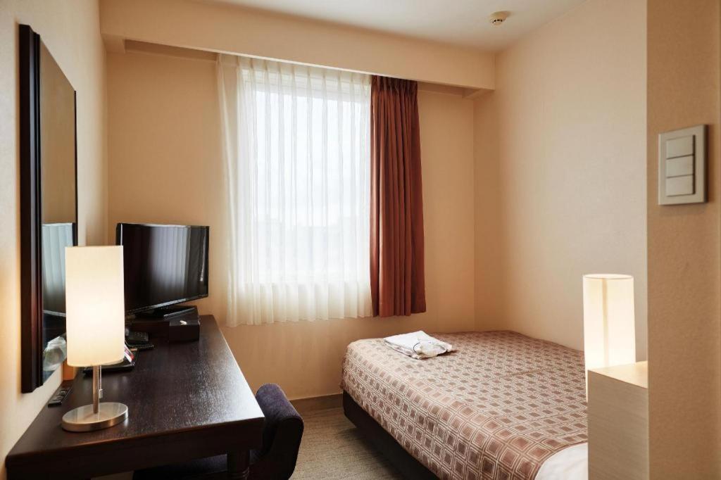 Hotel Yuquesta Asahibashi Naha Buitenkant foto